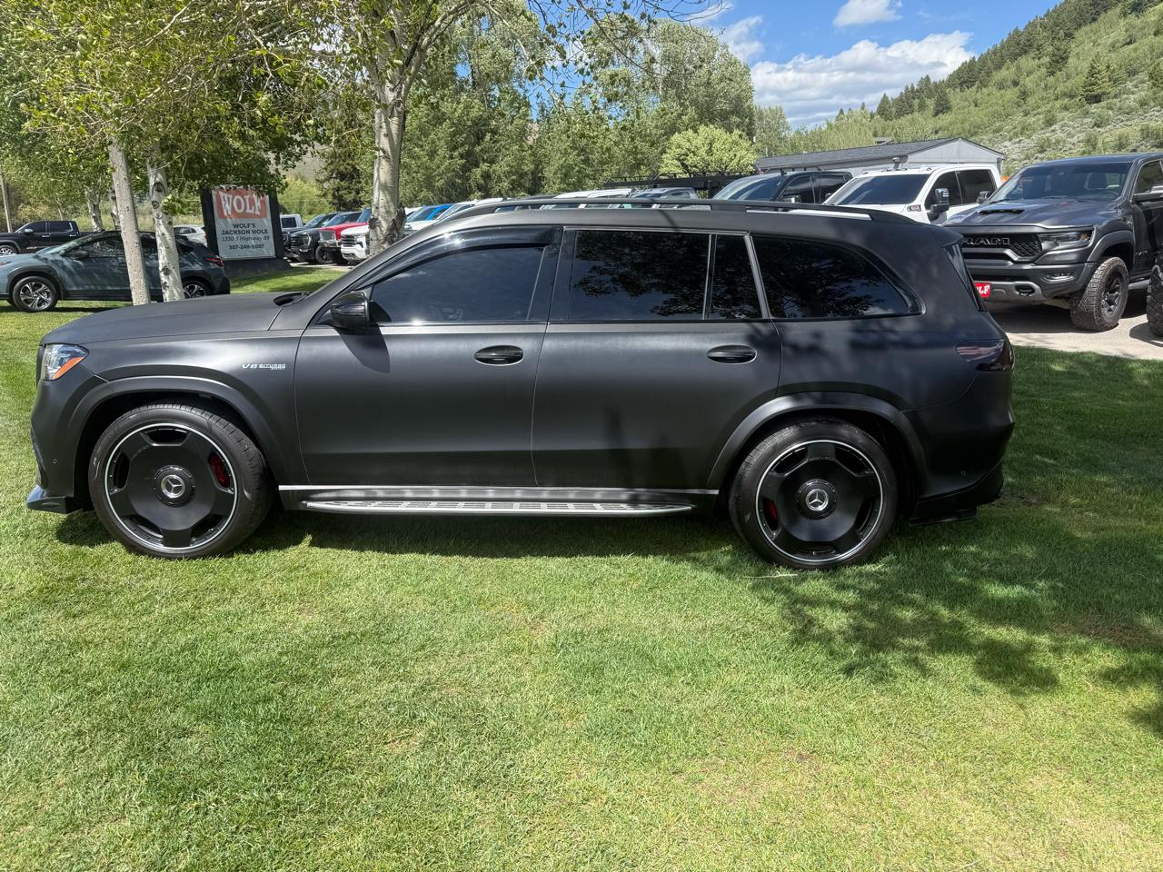 Mercedes-Benz GLS  2021