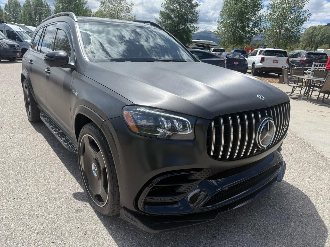 Mercedes-Benz GLS  2021