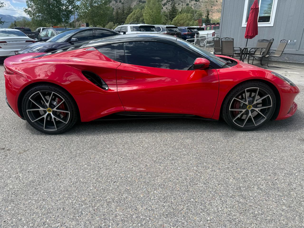 Lotus Emira  2024