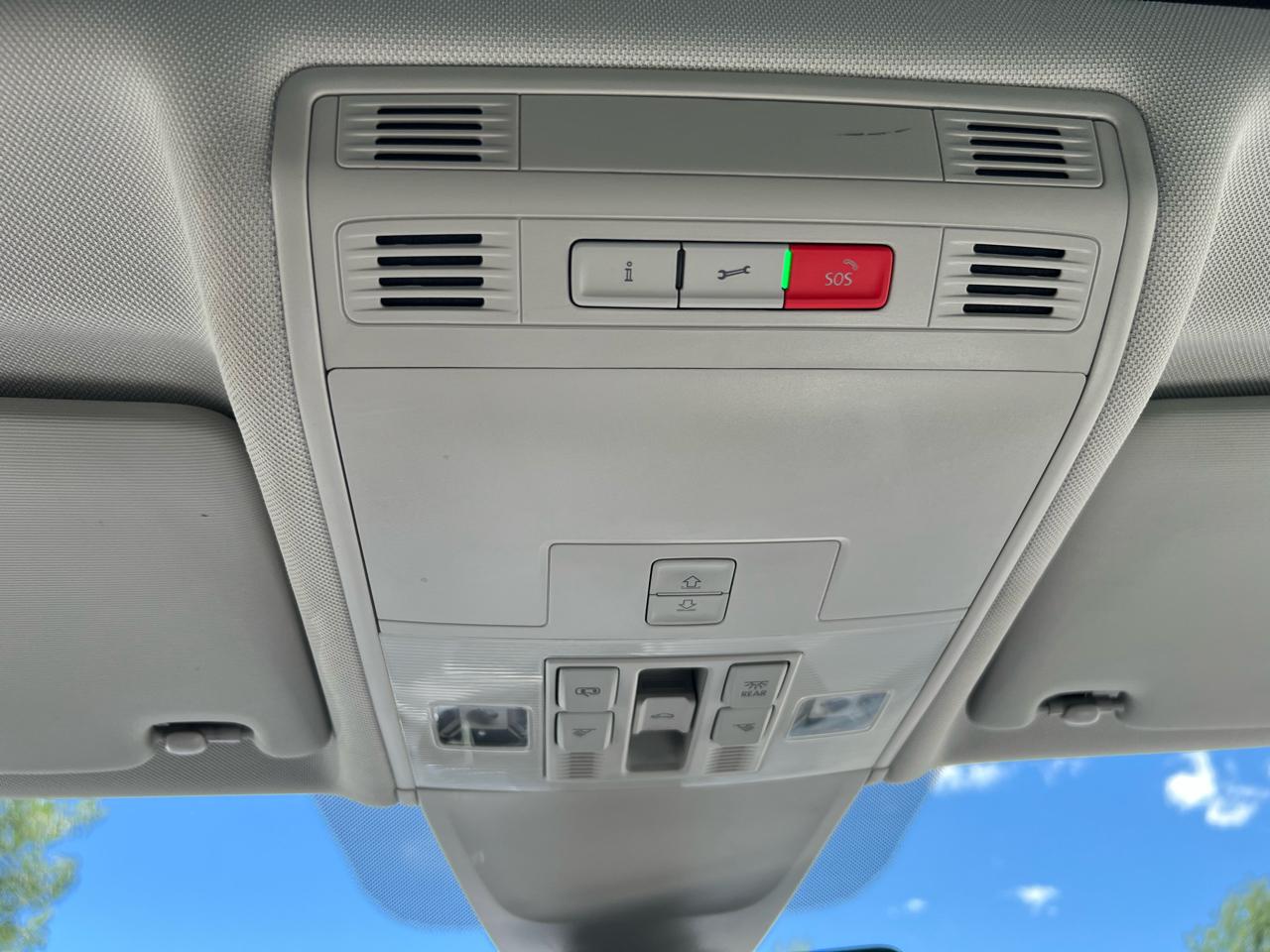Volkswagen Tiguan  2021