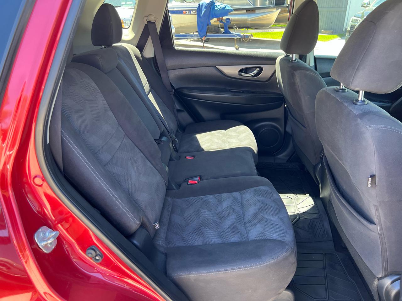 Nissan Rogue  2016