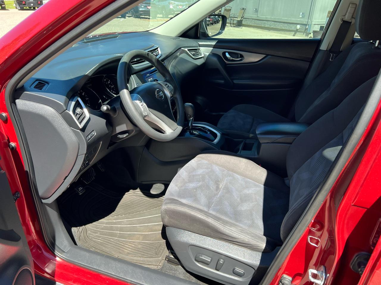 Nissan Rogue  2016