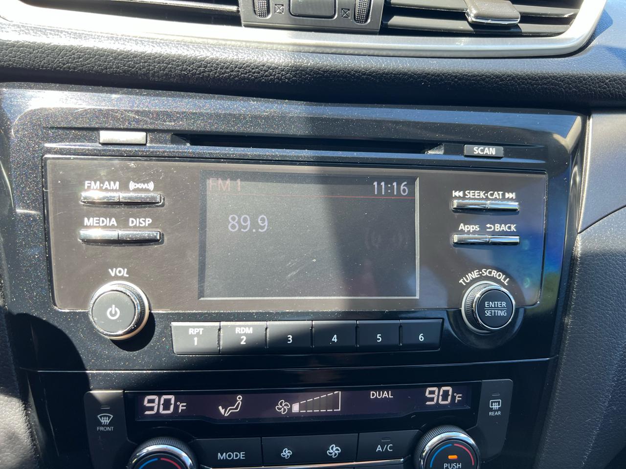 Nissan Rogue  2016