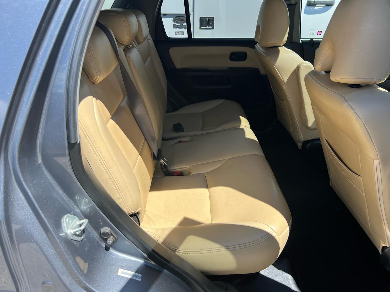 Honda CR-V  2005