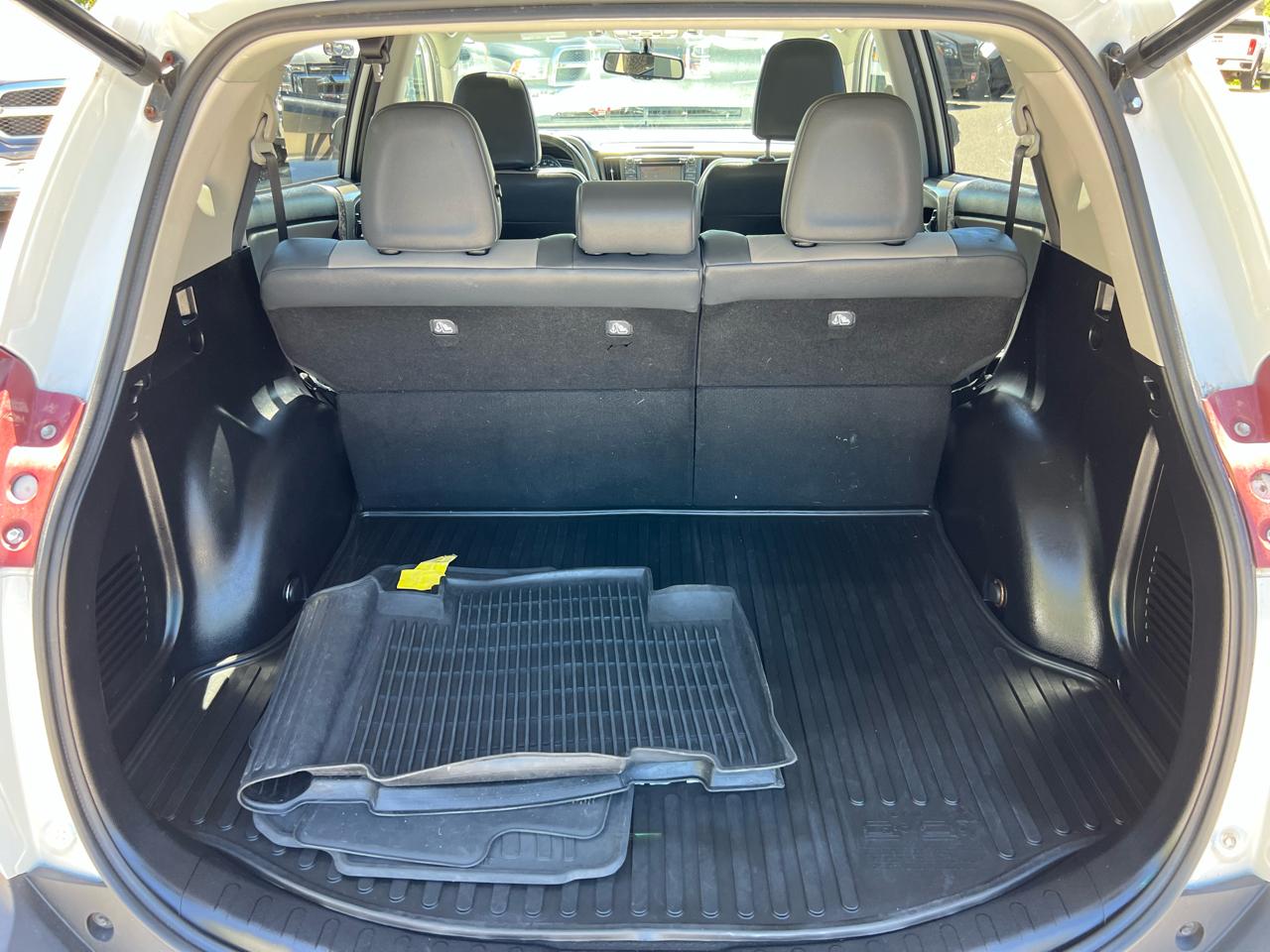 Toyota RAV4  2015