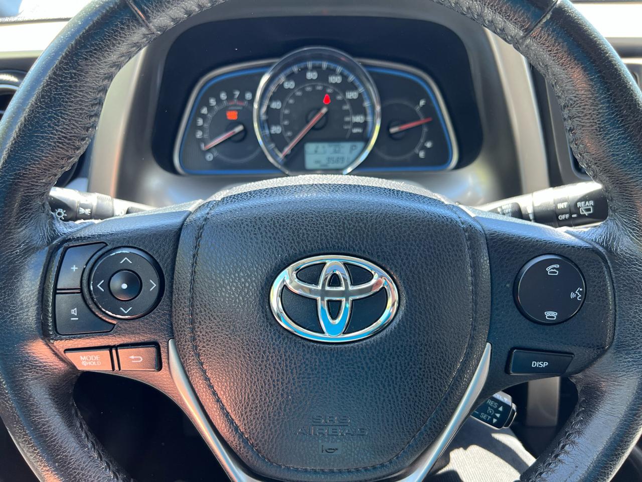 Toyota RAV4  2015