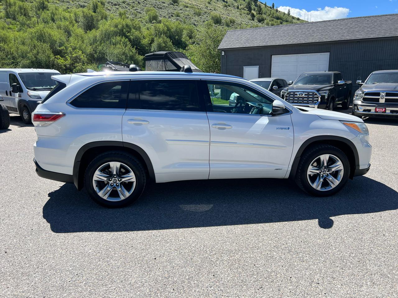 Toyota Highlander Hybrid  2016