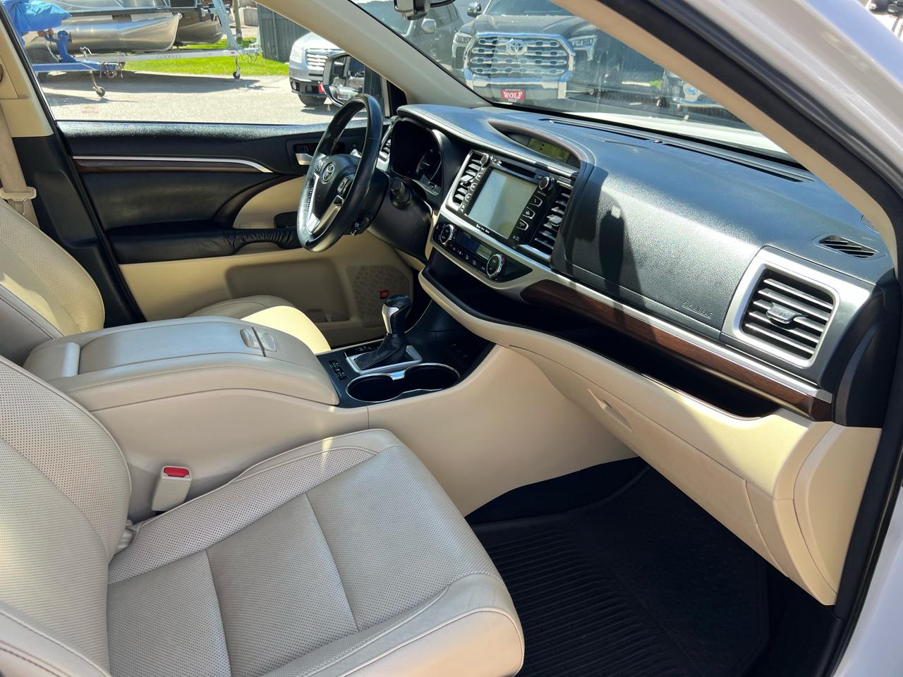 Toyota Highlander Hybrid  2016