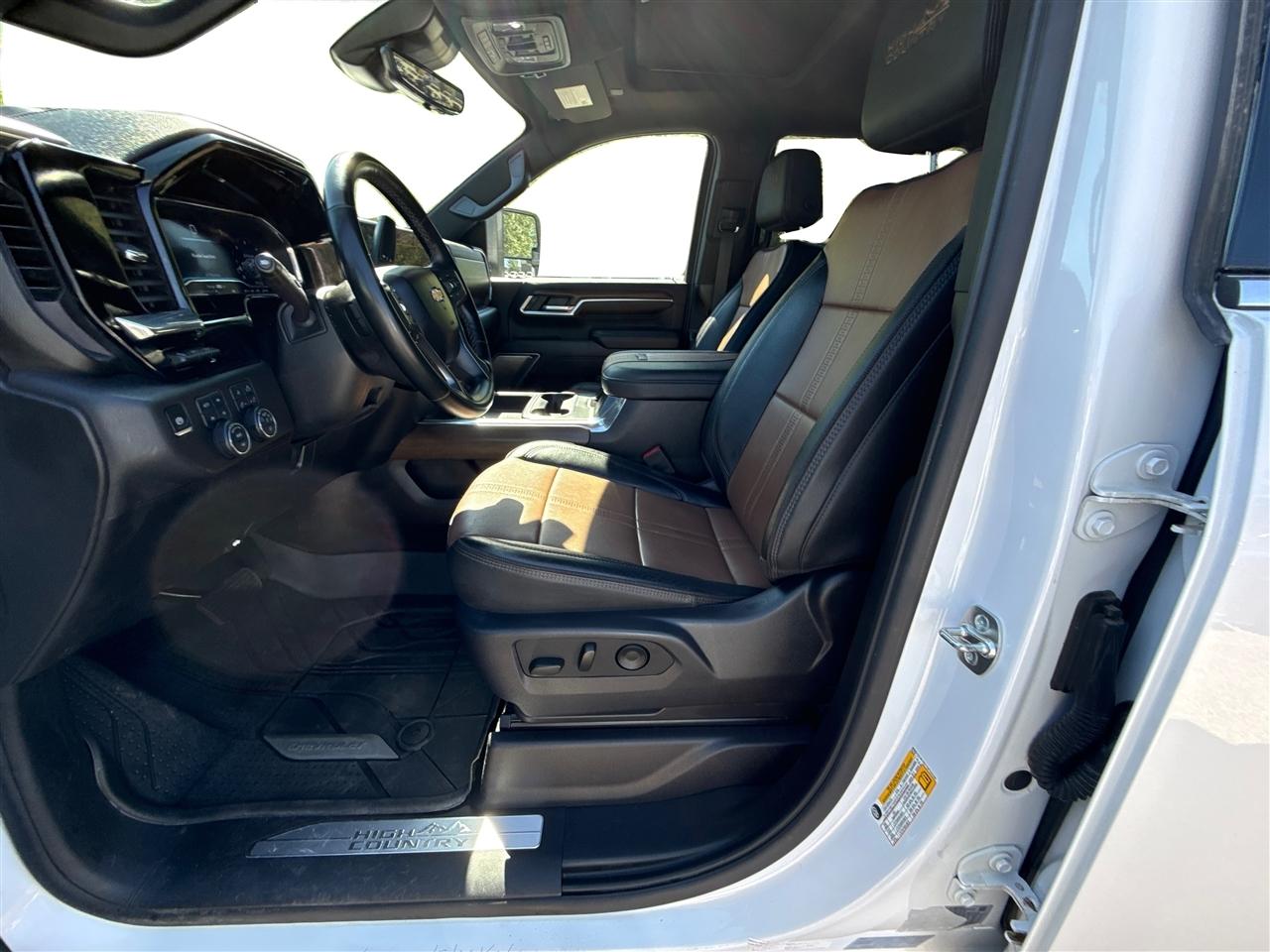 Chevrolet Silverado 3500HD  2025