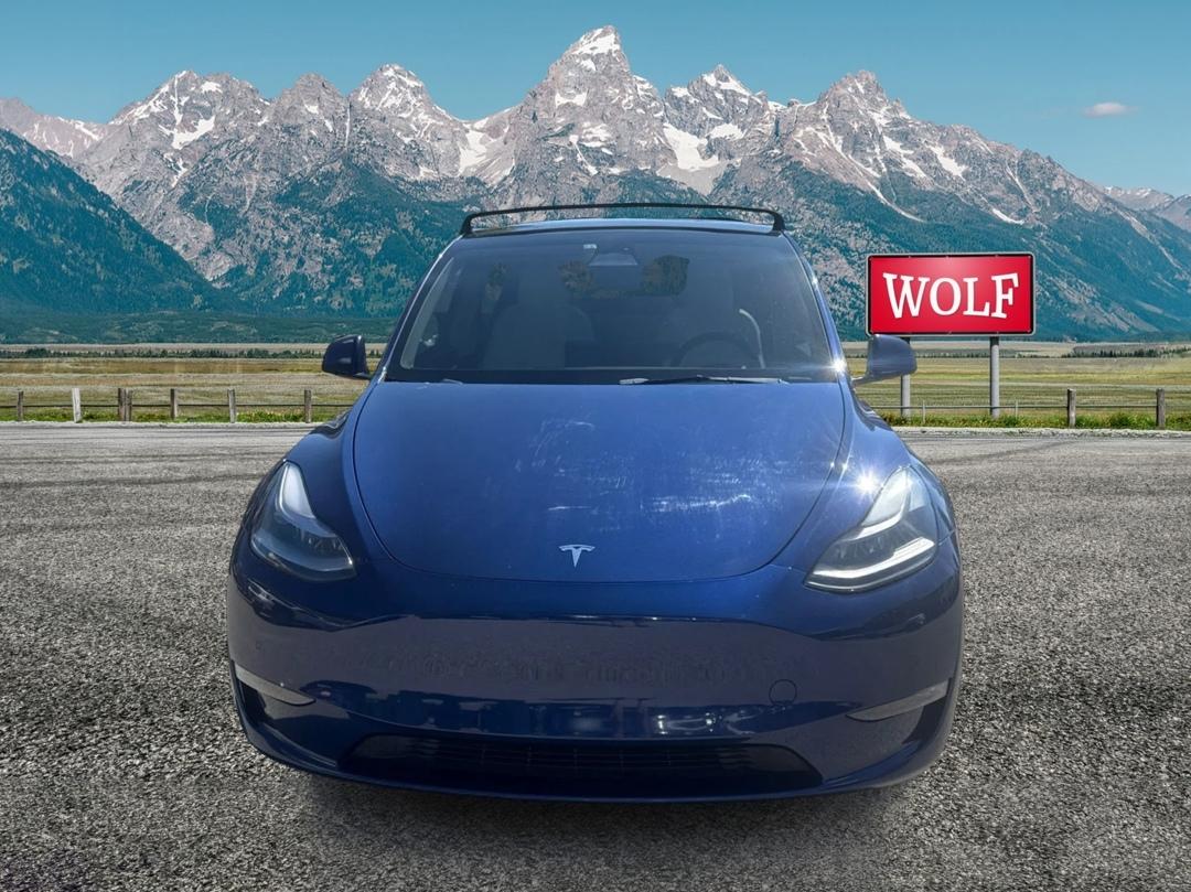 Tesla Model Y  2022