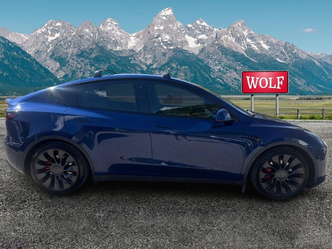 Tesla Model Y  2022