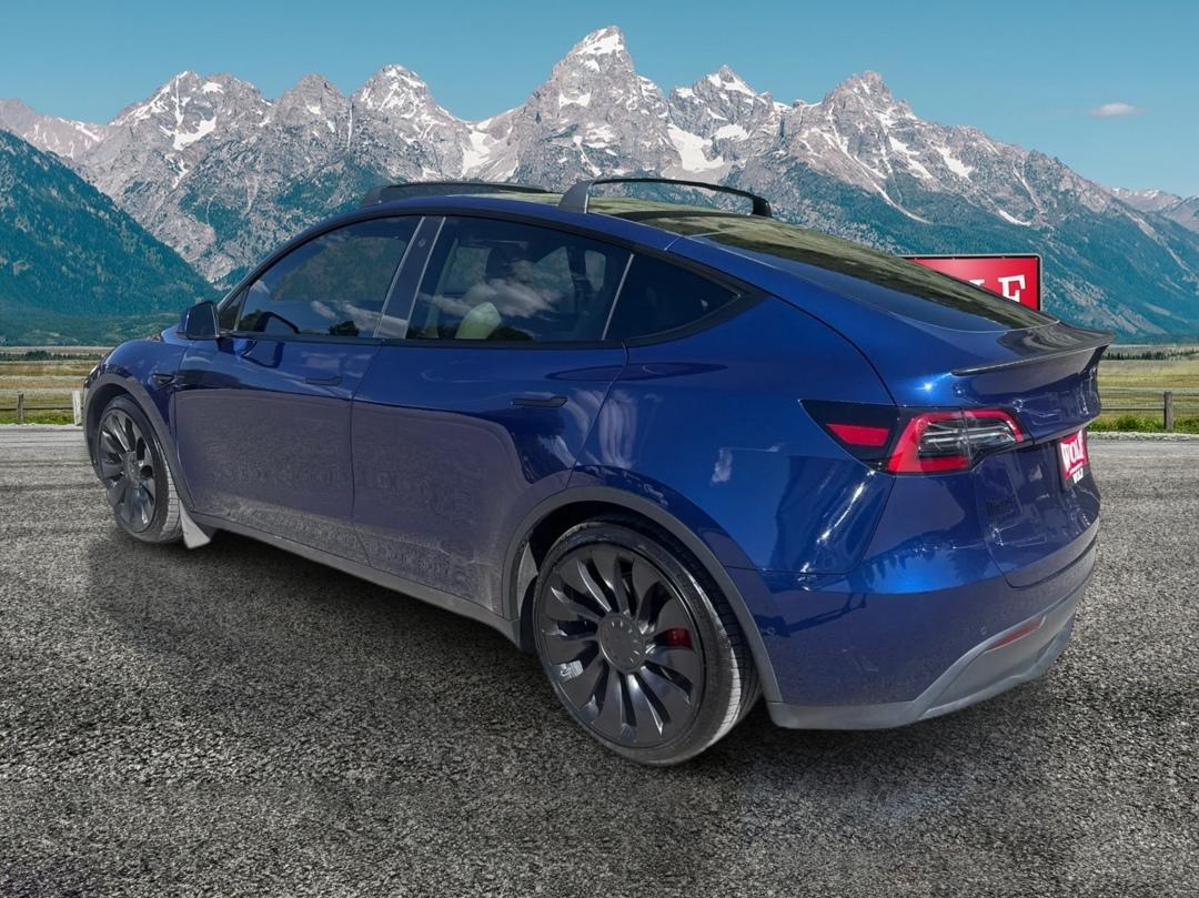 Tesla Model Y  2022