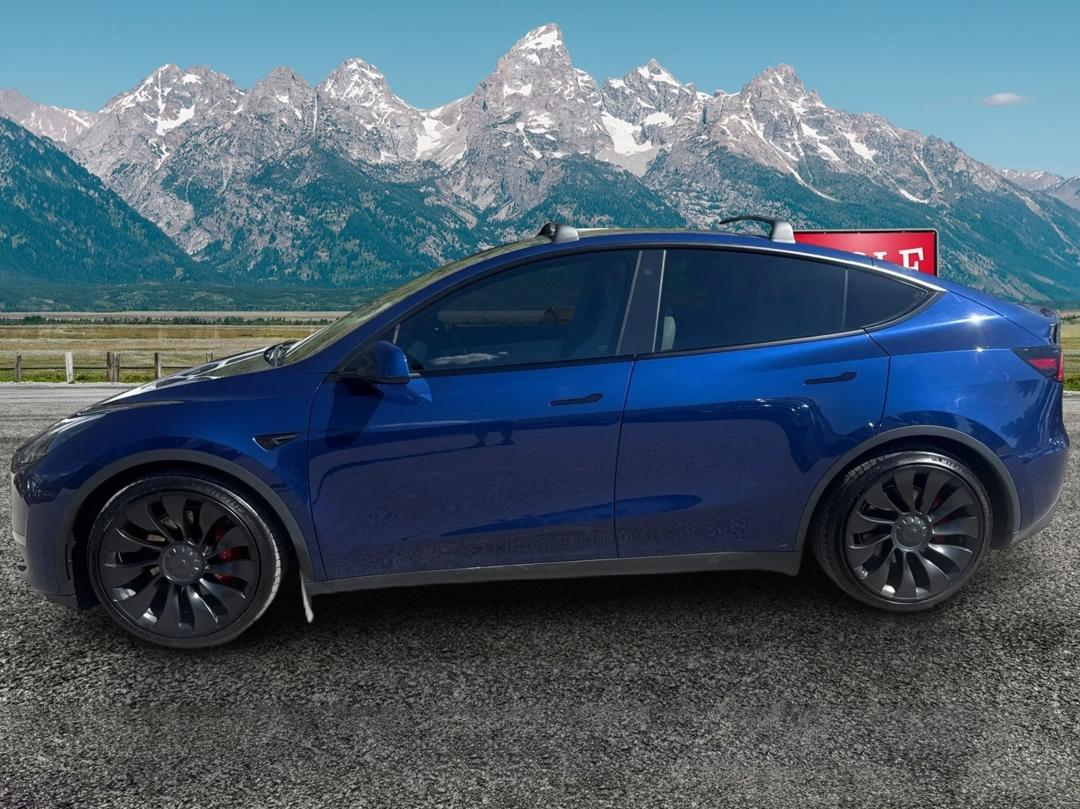 Tesla Model Y  2022