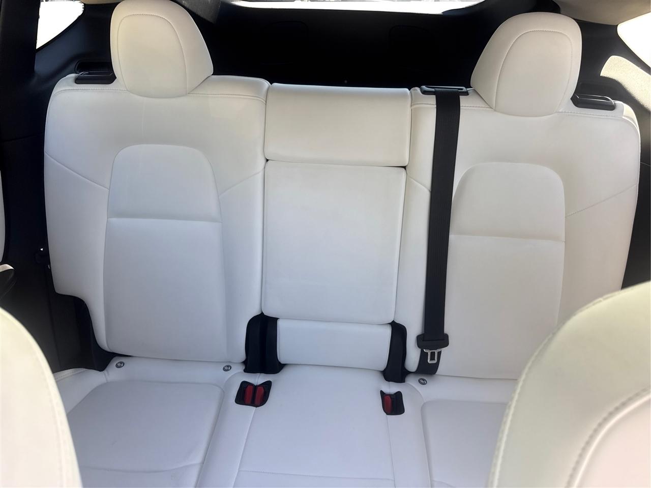 Tesla Model Y  2022
