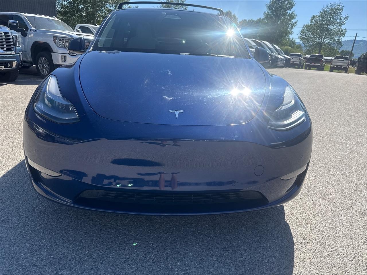 Tesla Model Y  2022