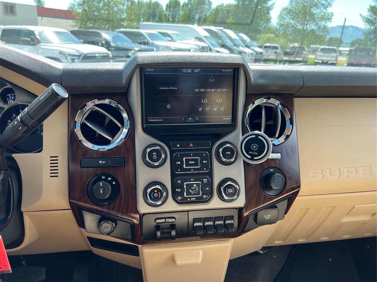 Ford Super Duty F-350 SRW 4WD Crew Cab 172" Lariat 2014