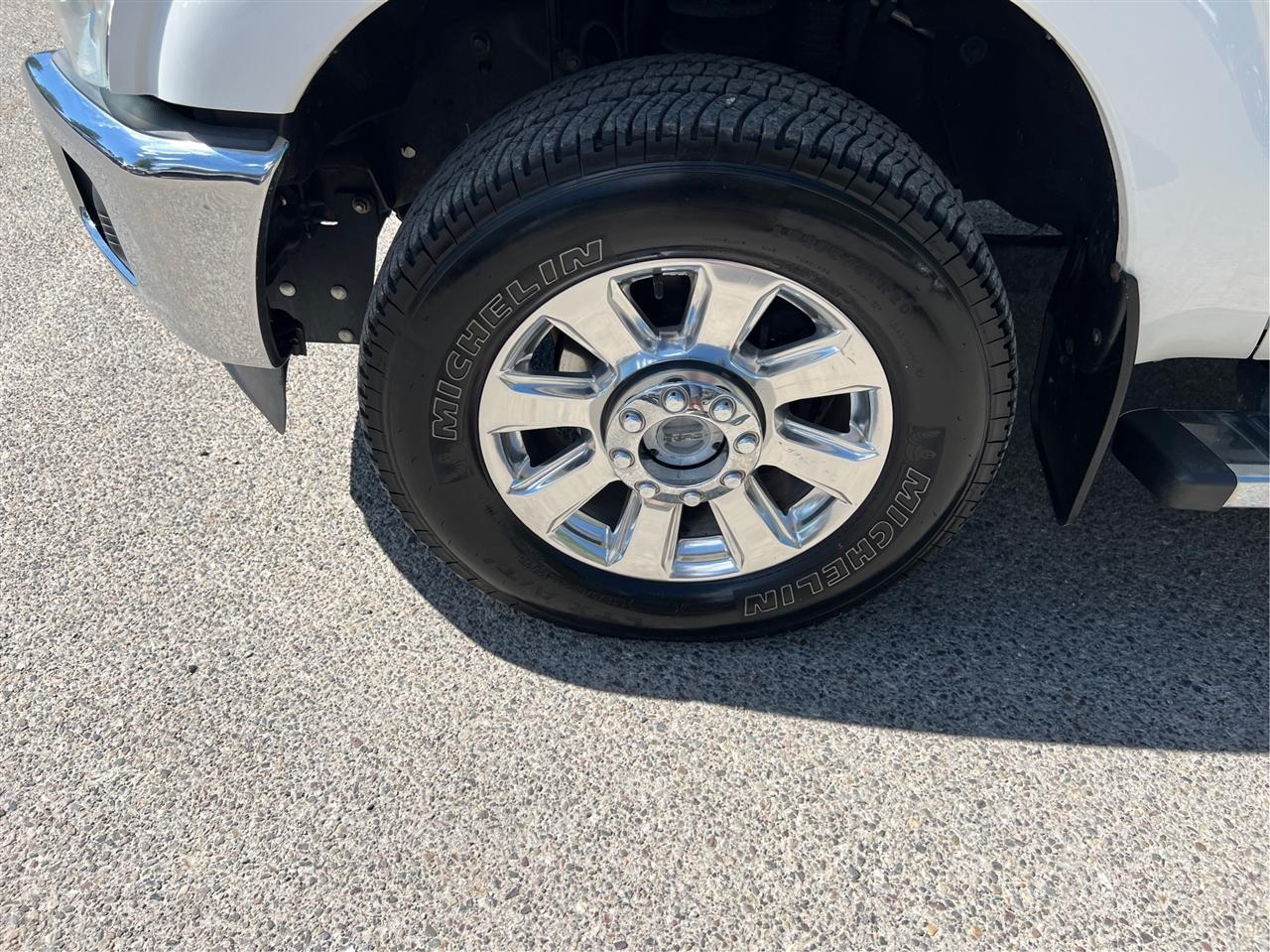 Ford Super Duty F-350 SRW 4WD Crew Cab 172" Lariat 2014