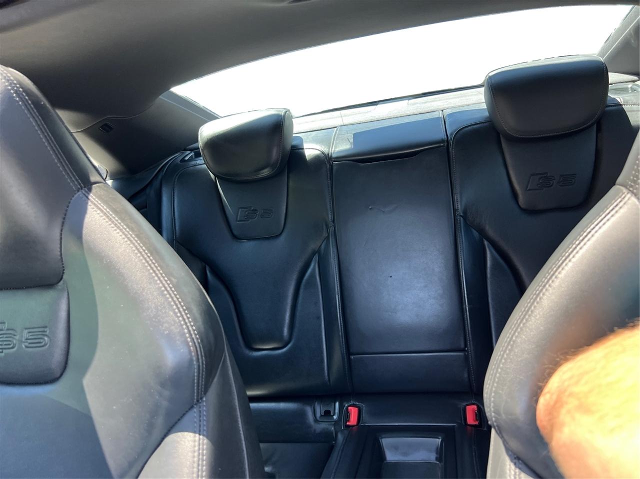 Audi S5  2009