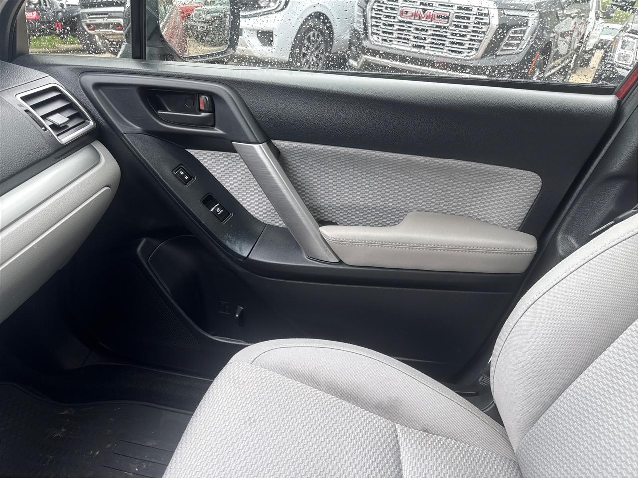 Subaru Forester  2017
