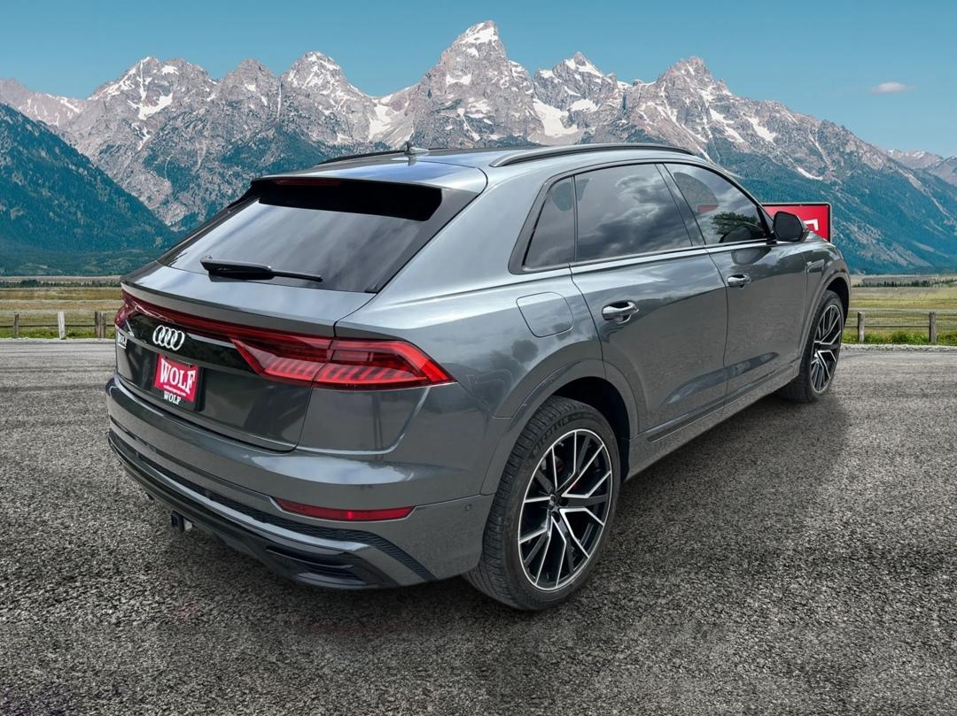 Audi Q8  2022