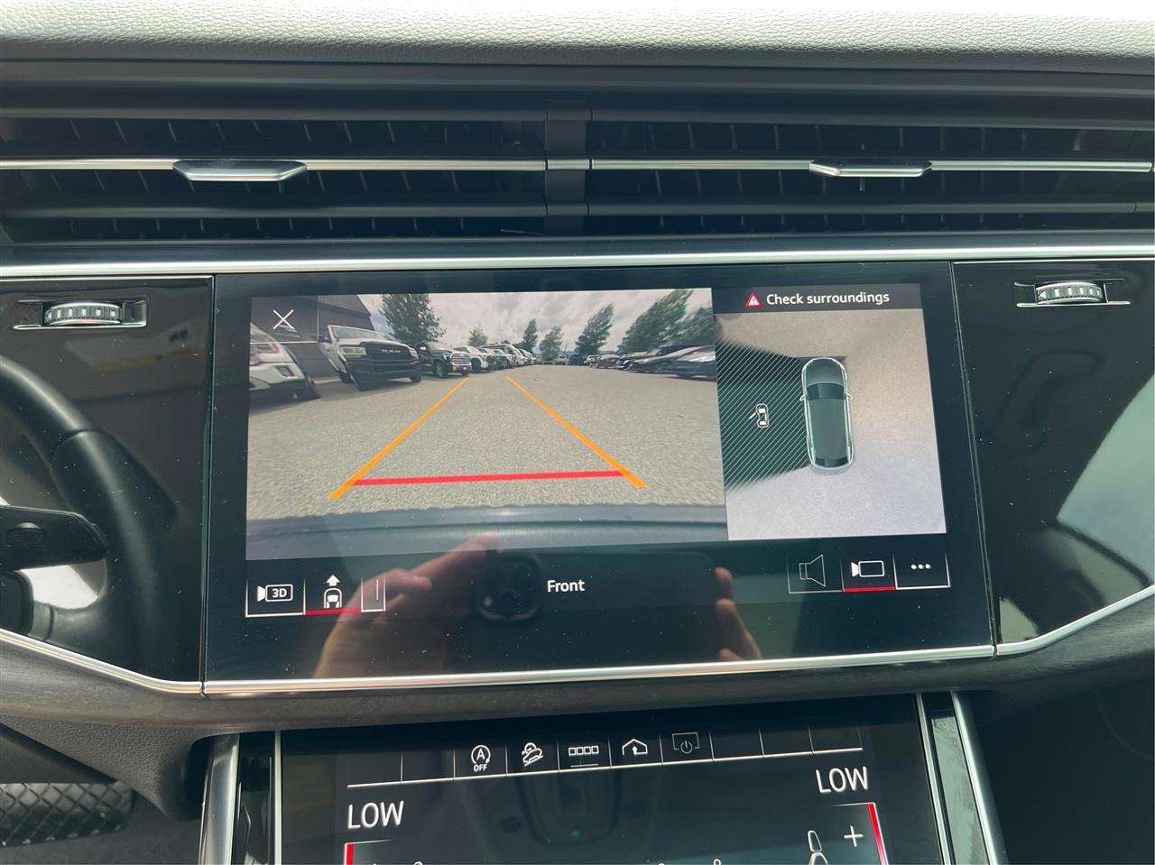 Audi Q8  2022