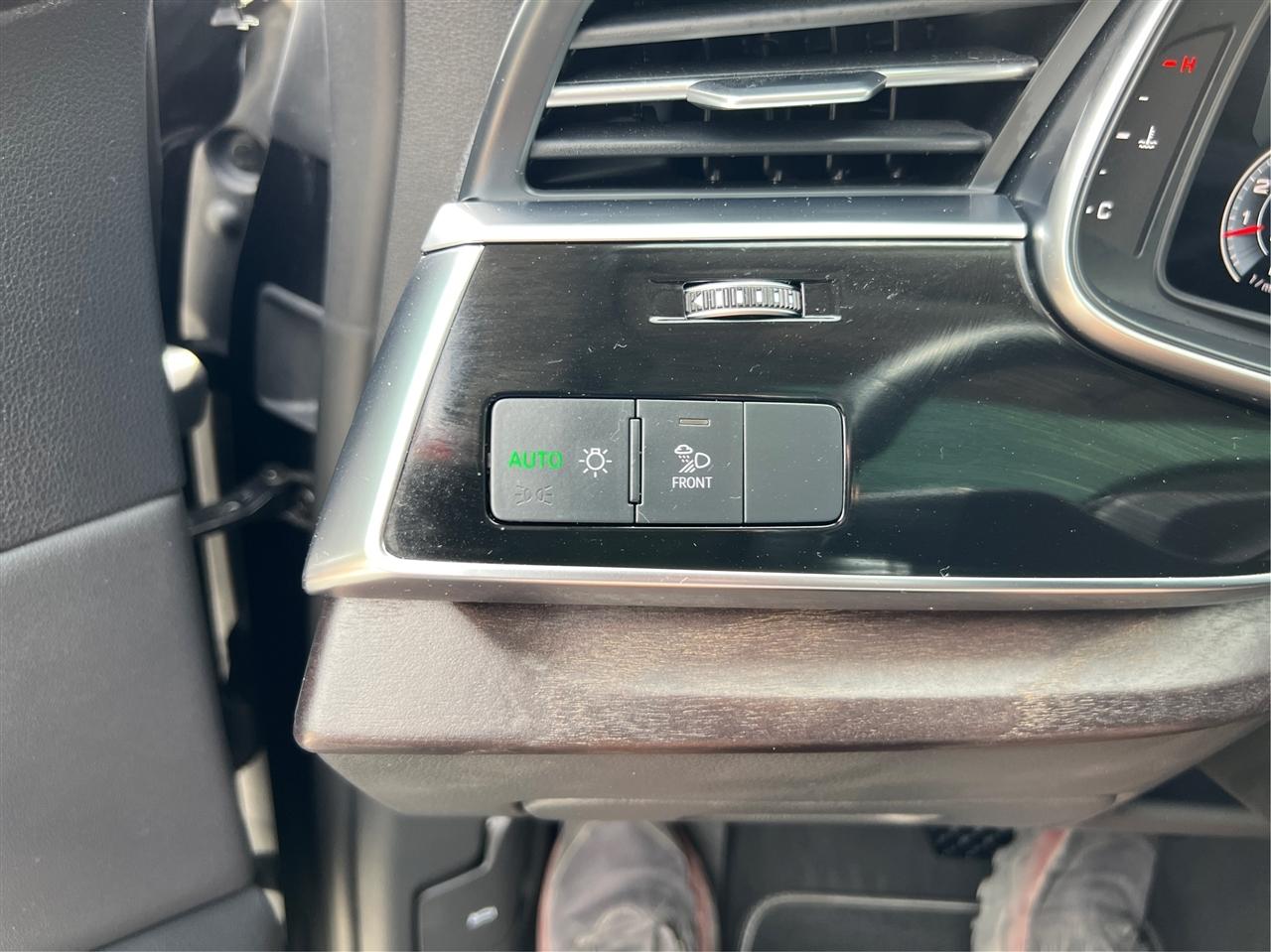 Audi Q8  2022