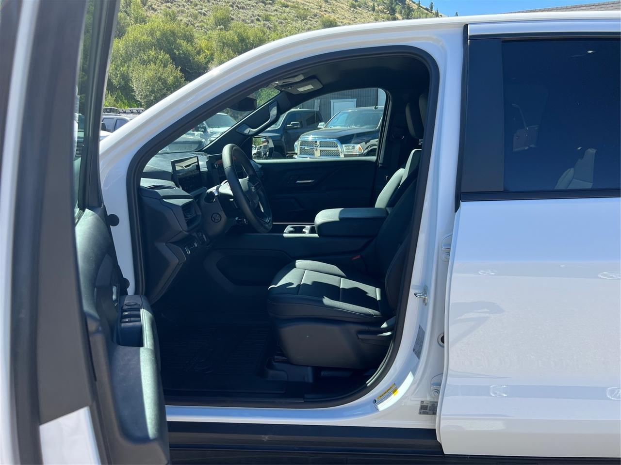 Chevrolet Silverado EV  2024