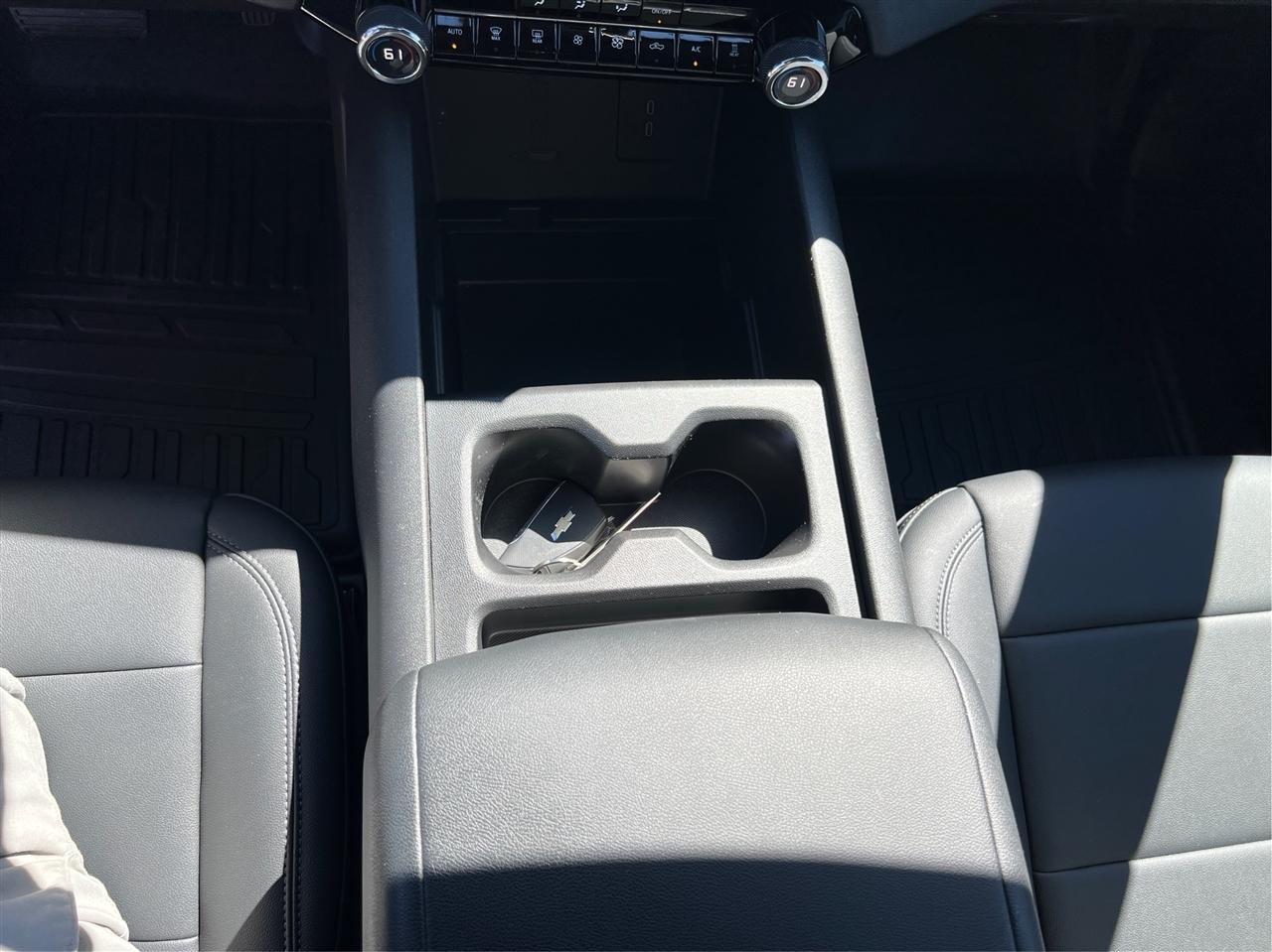 Chevrolet Silverado EV  2024
