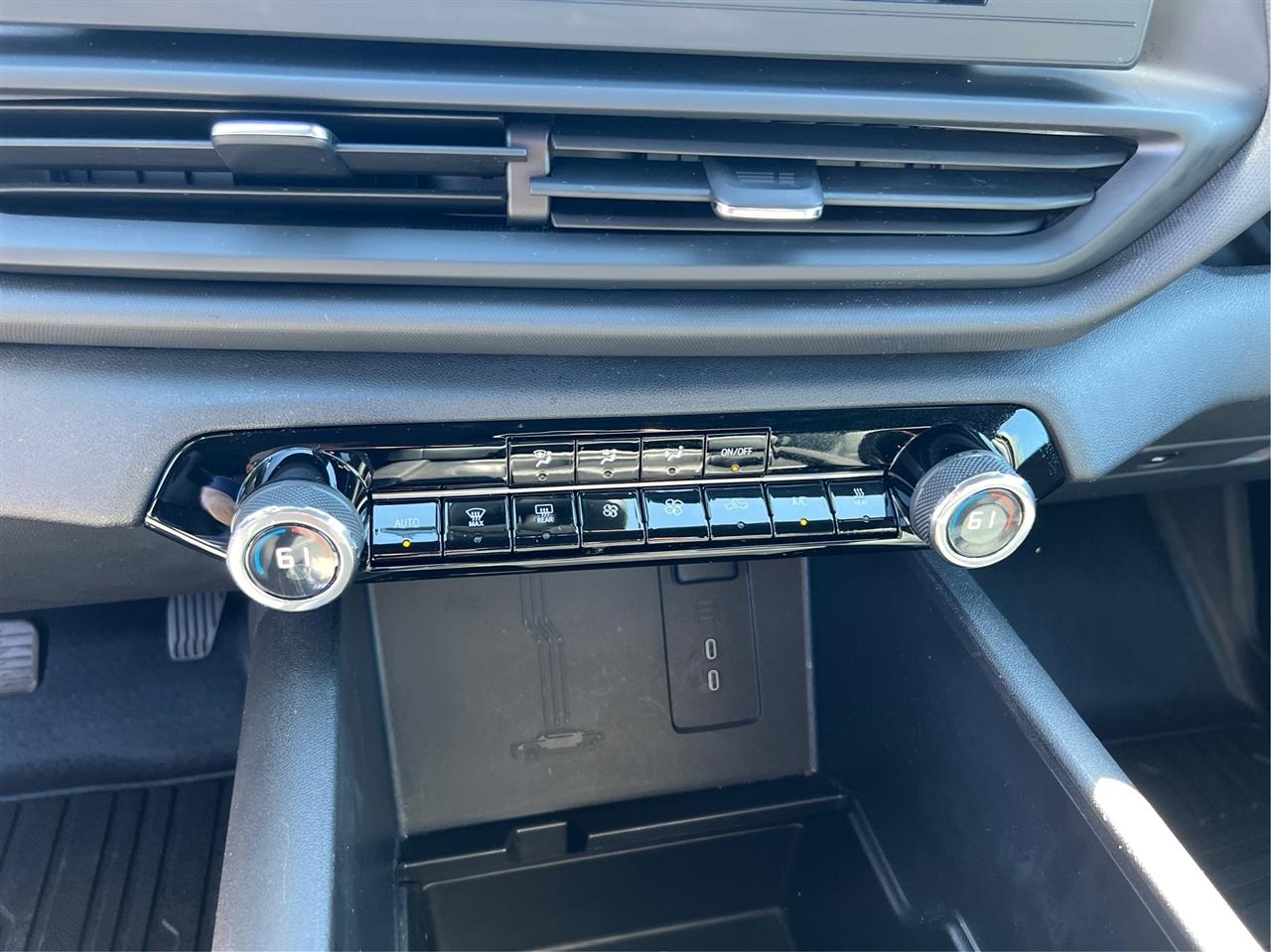 Chevrolet Silverado EV  2024