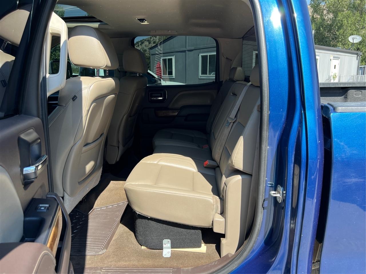 GMC Sierra 2500HD available WiFi  2015