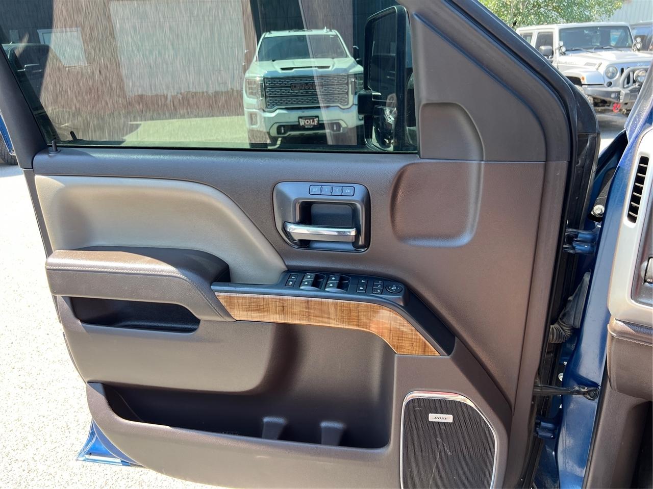GMC Sierra 2500HD available WiFi  2015