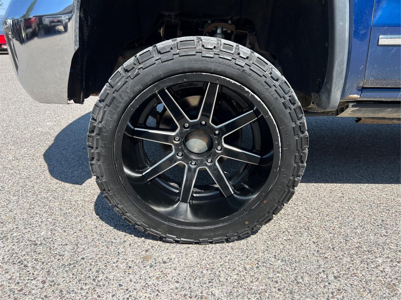 GMC Sierra 2500HD available WiFi  2015