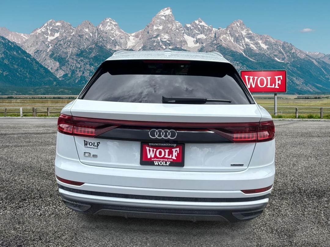 Audi Q8  2023