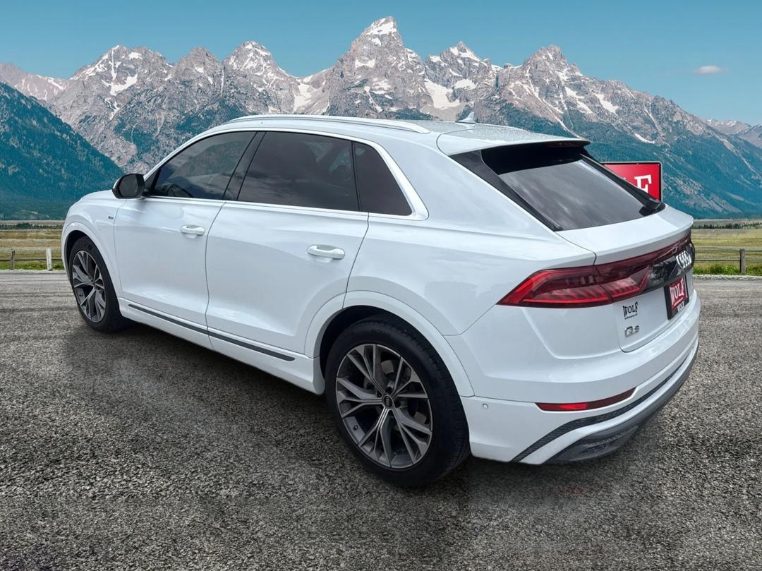Audi Q8  2023
