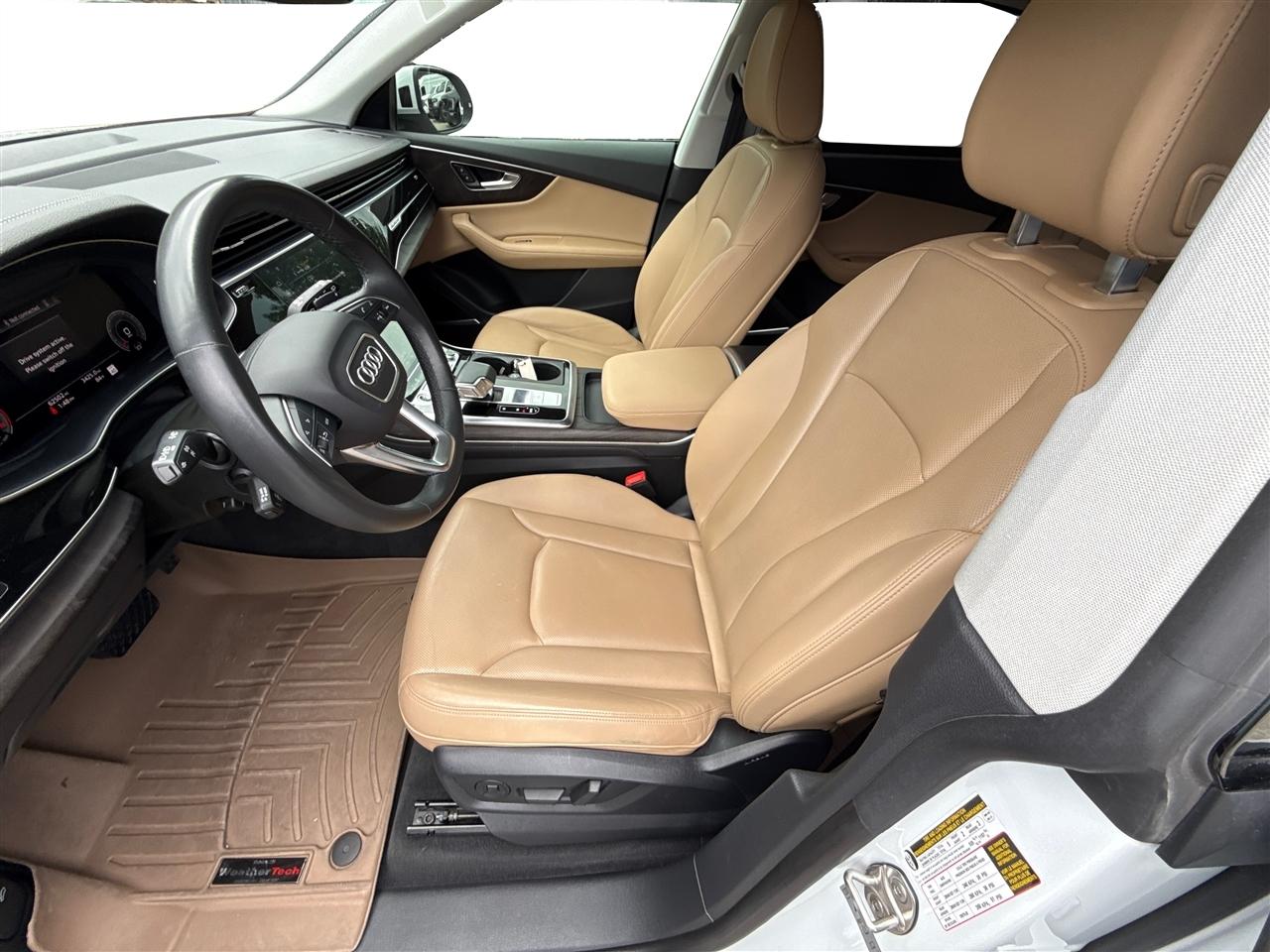 Audi Q8  2023