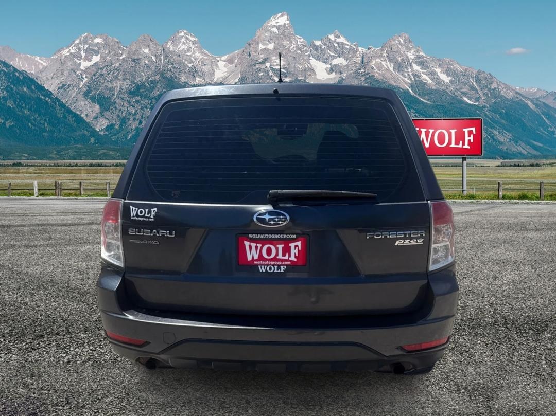 Subaru Forester  2010