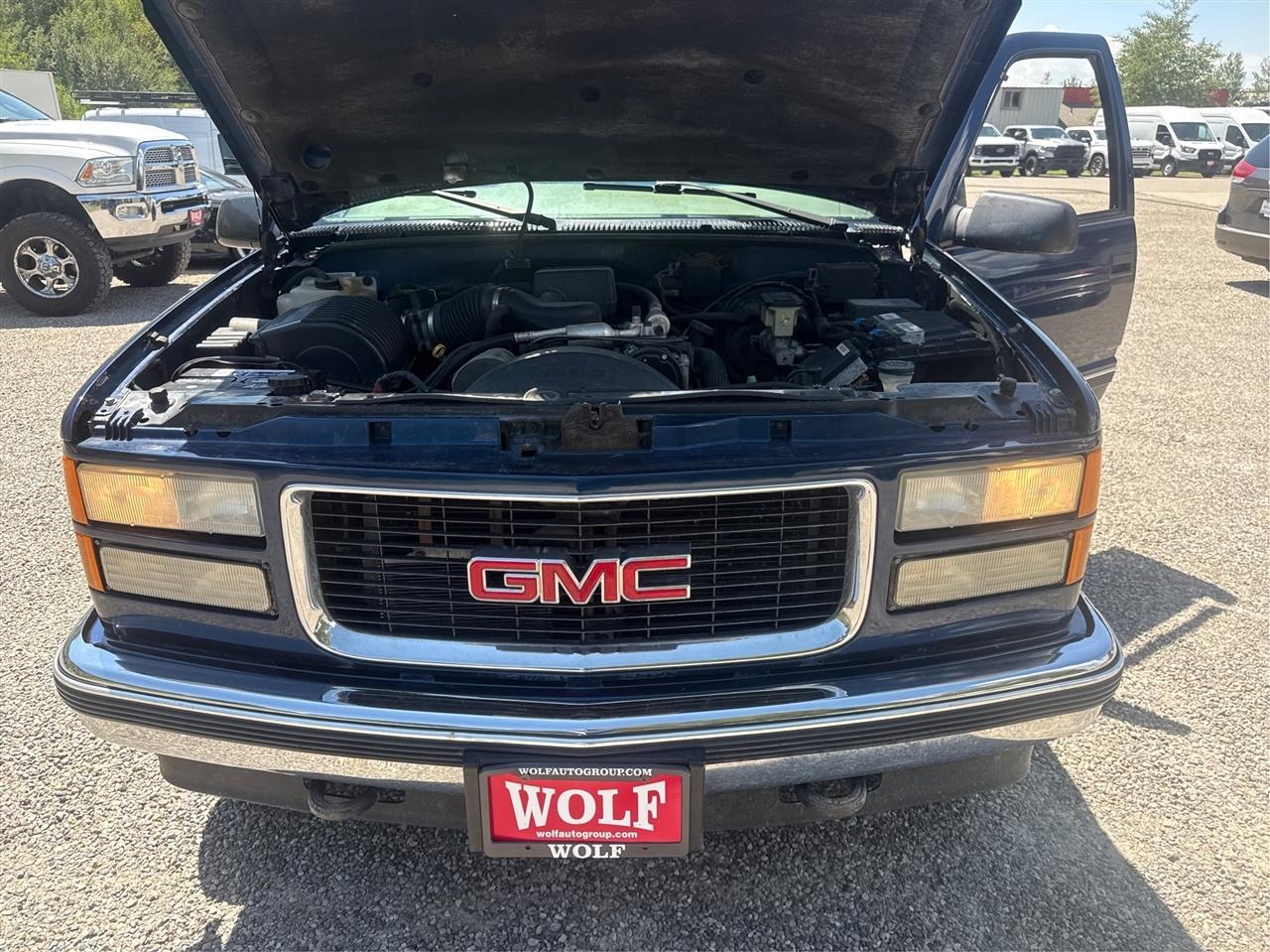 GMC Suburban  1999
