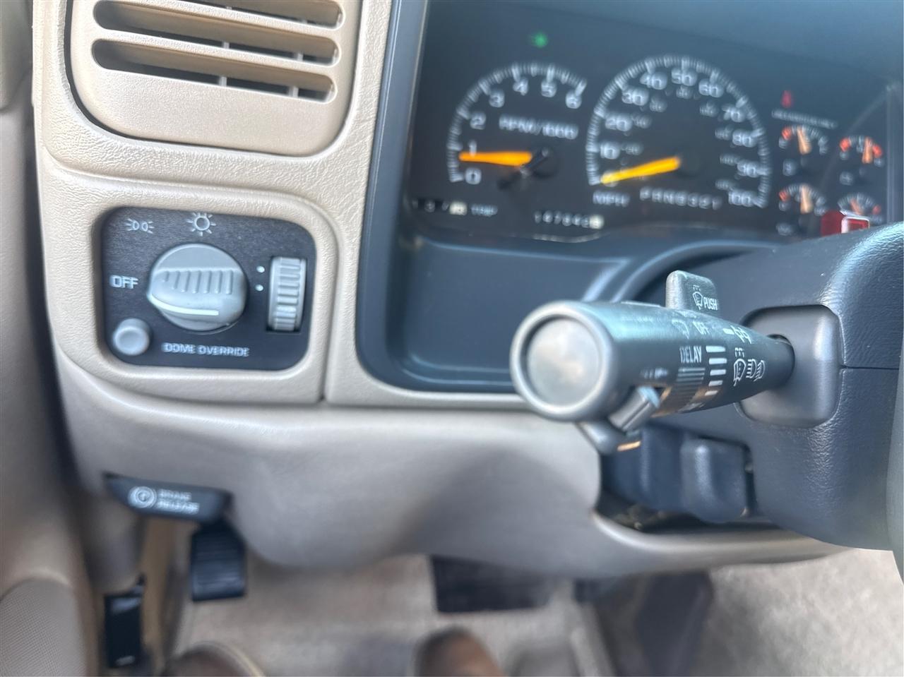GMC Suburban  1999