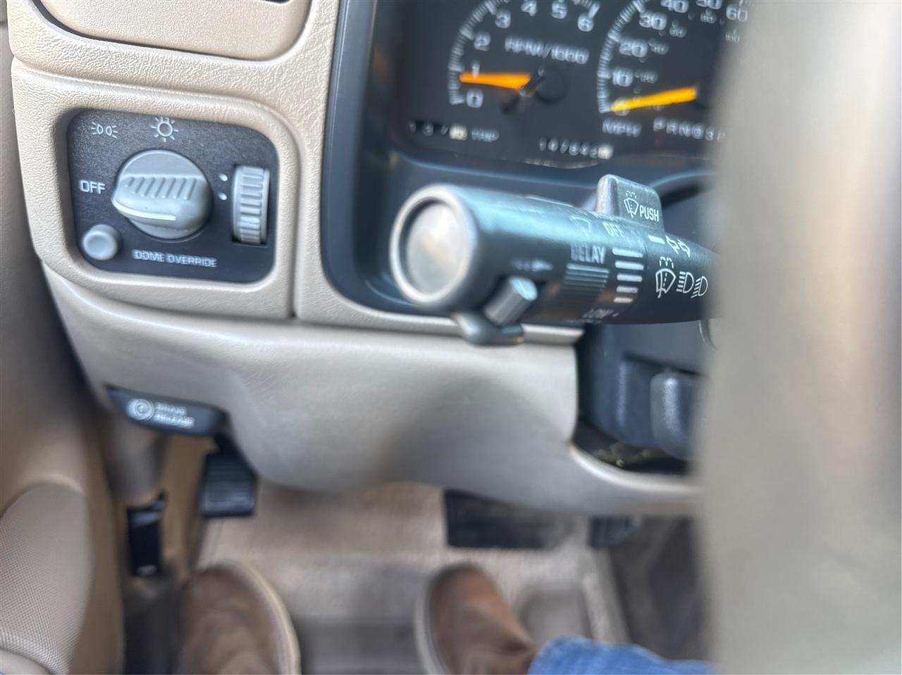 GMC Suburban  1999