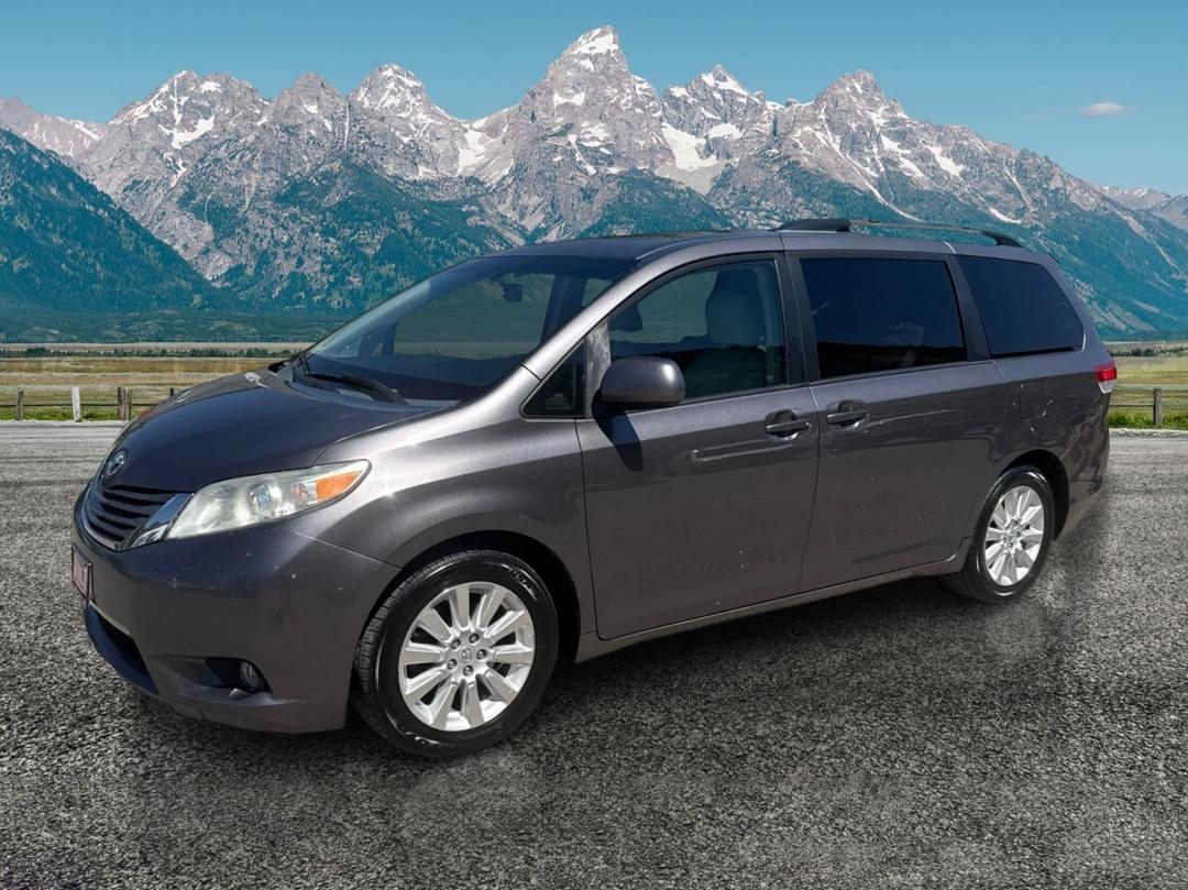 2011 Toyota Sienna XLE