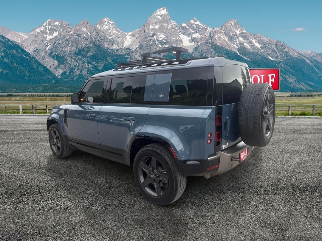 Land Rover Defender  2022