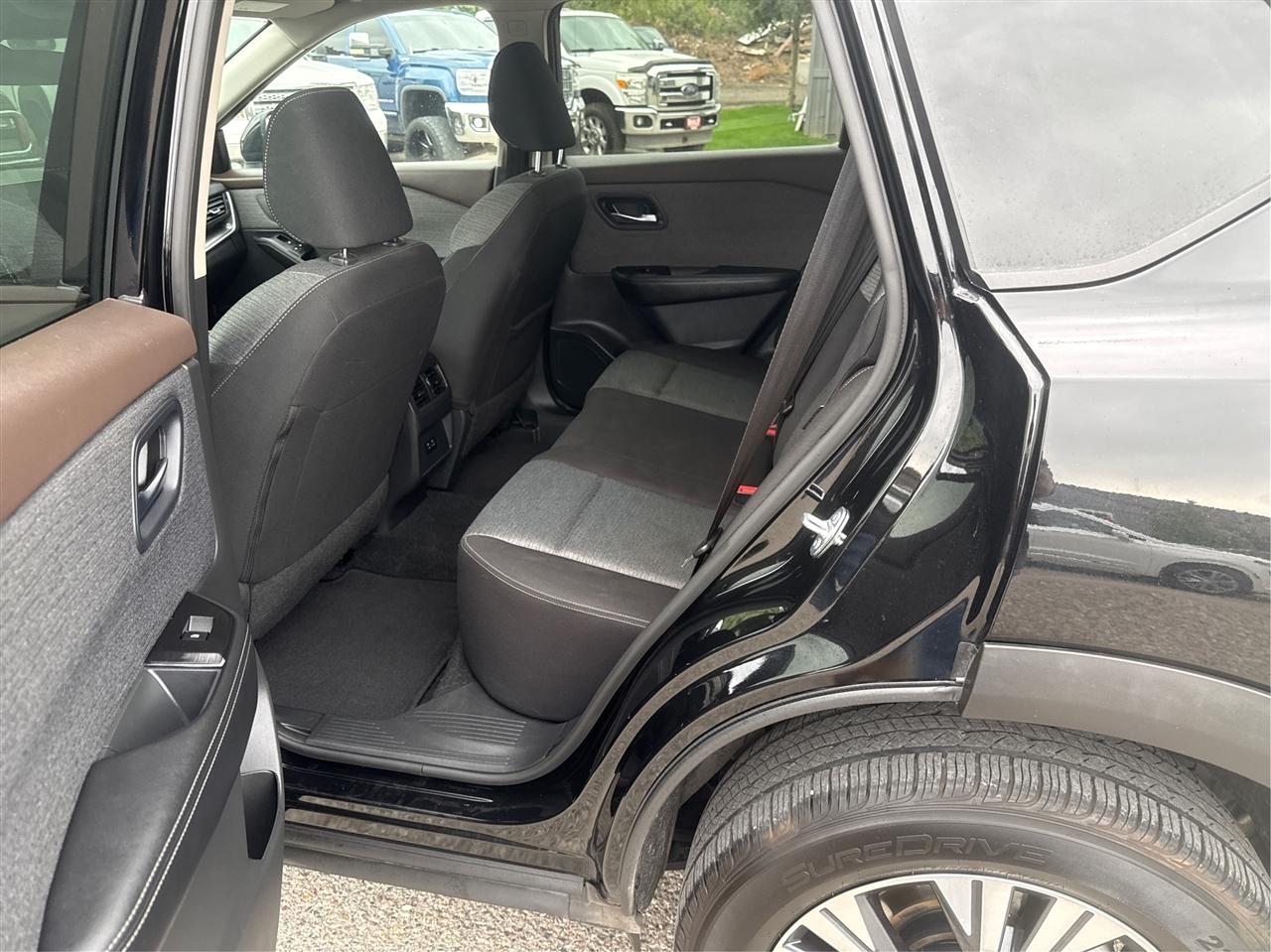 Nissan Rogue  2023
