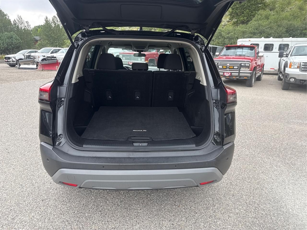 Nissan Rogue  2023
