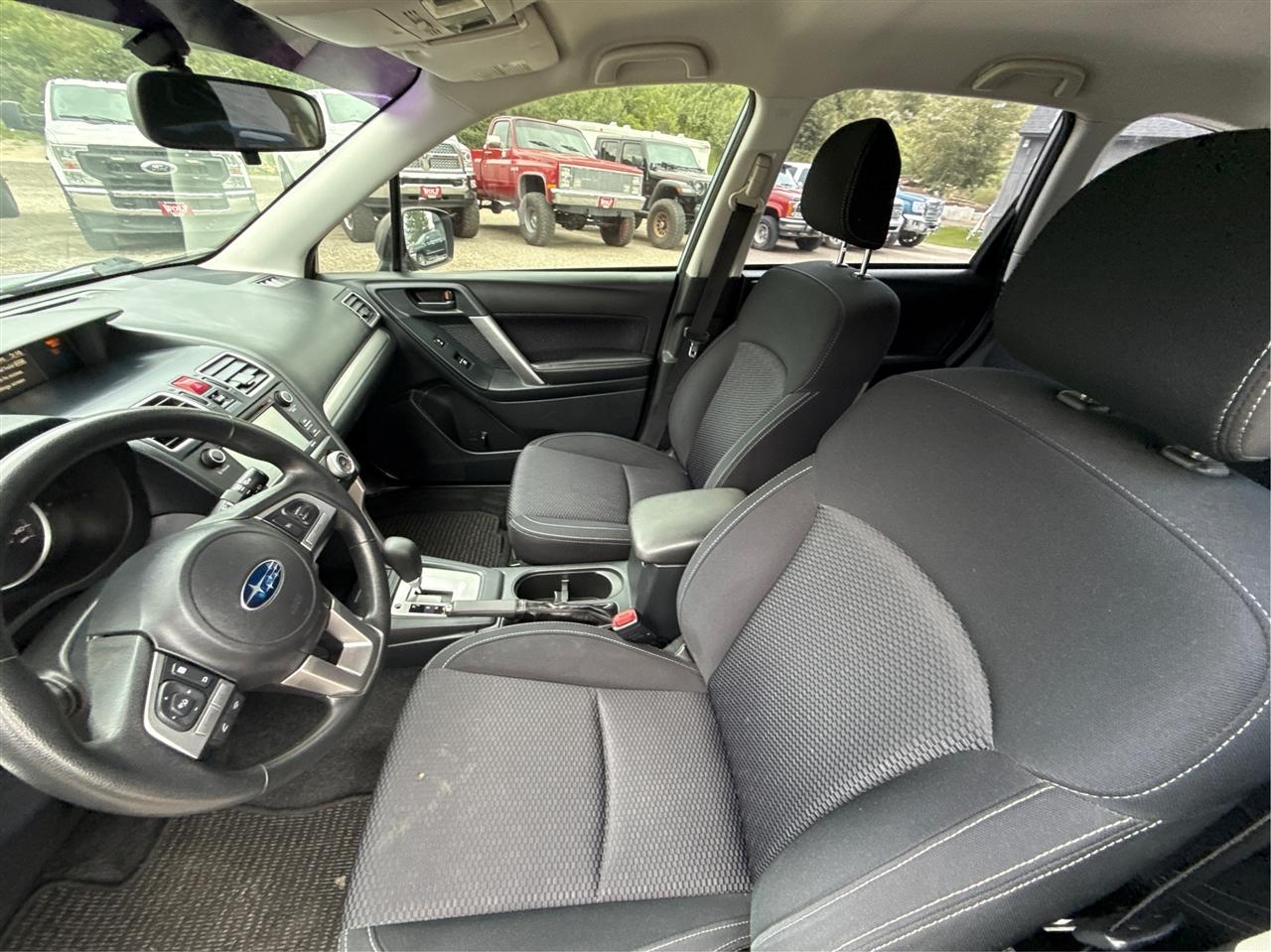 Subaru Forester  2017