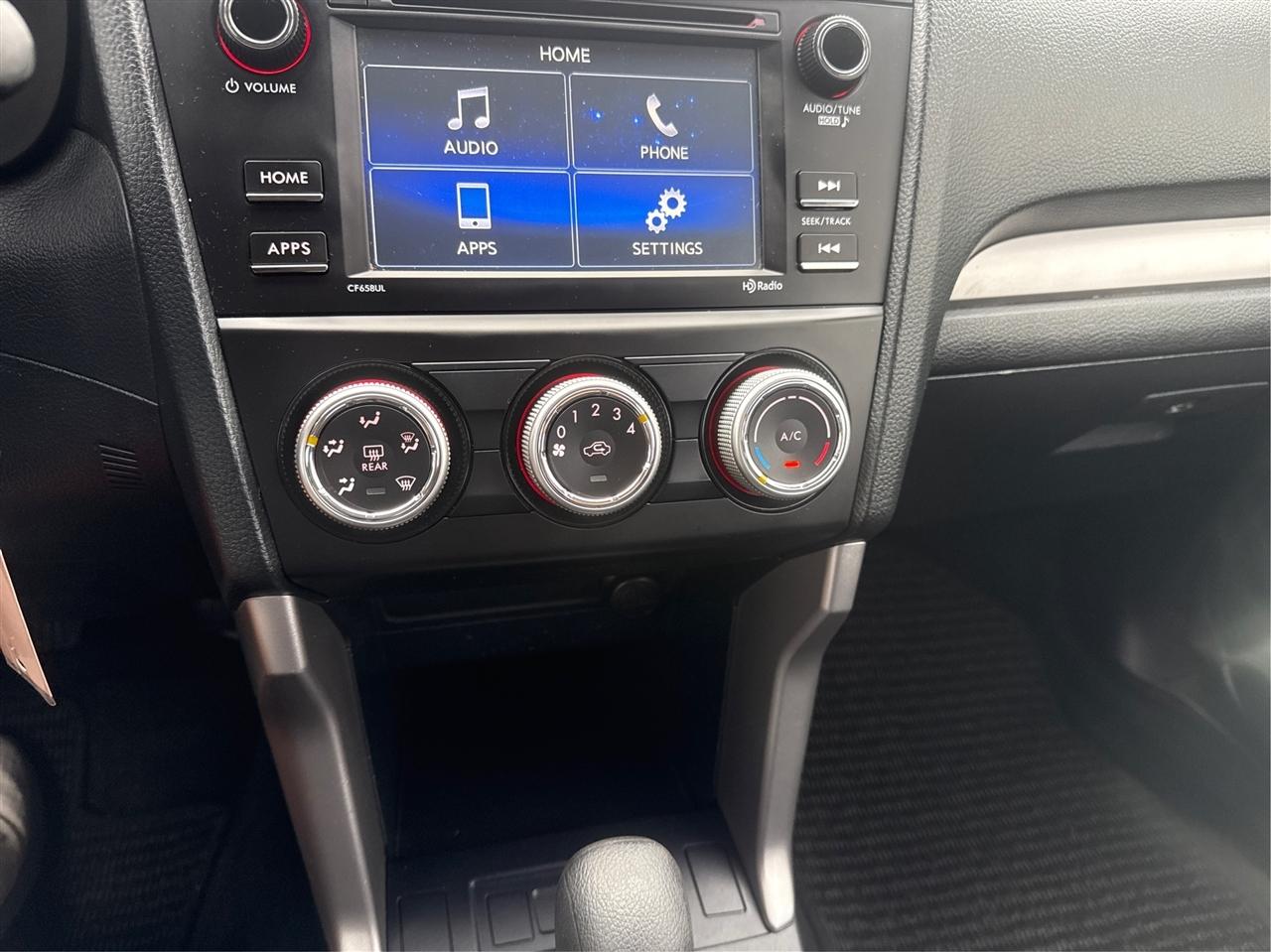 Subaru Forester  2017