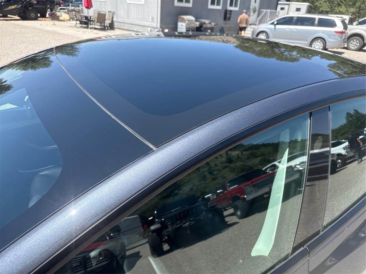 Tesla Model 3  2022