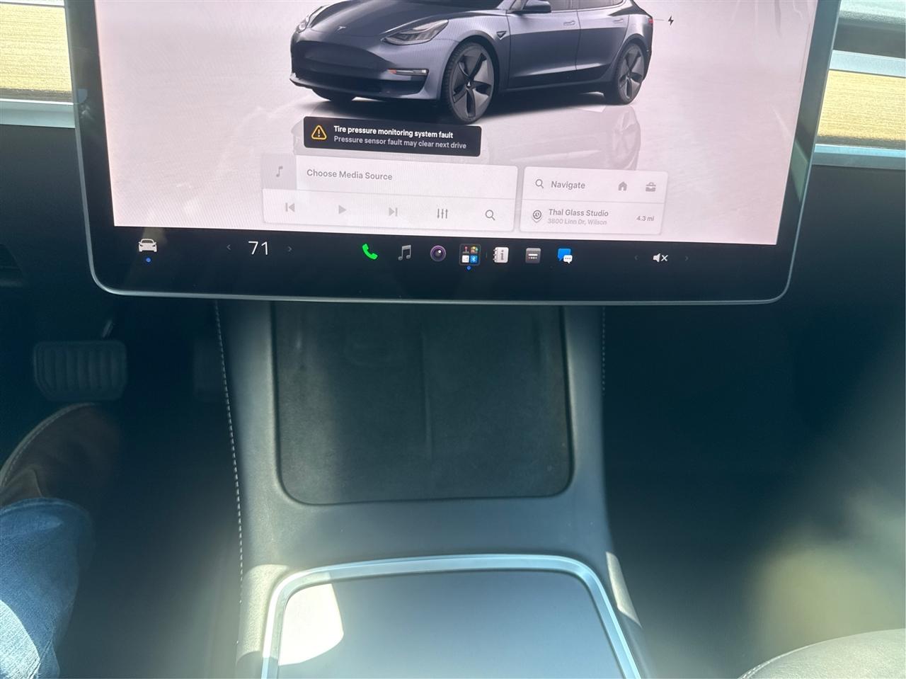 Tesla Model 3  2022