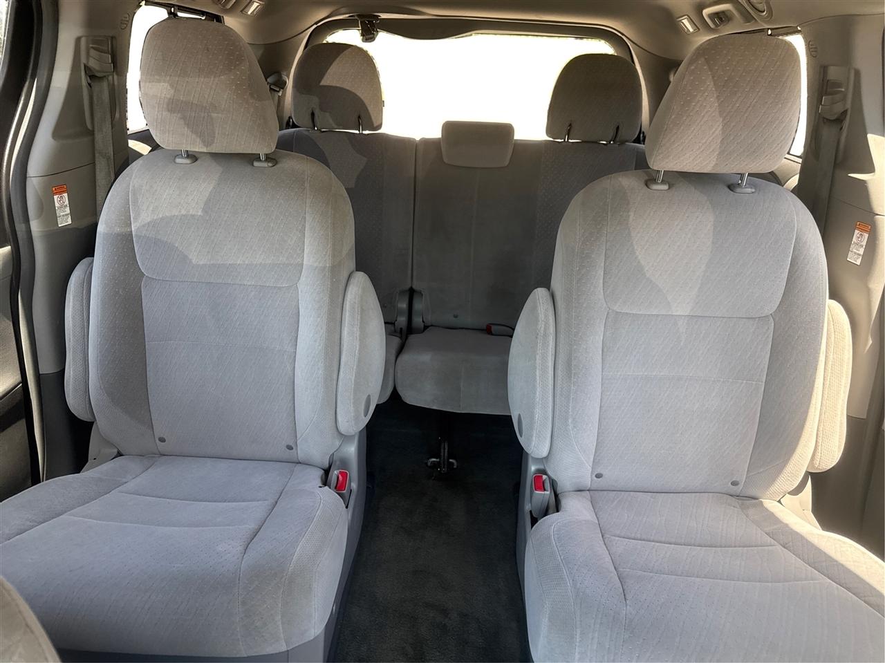 Toyota Sienna  2016