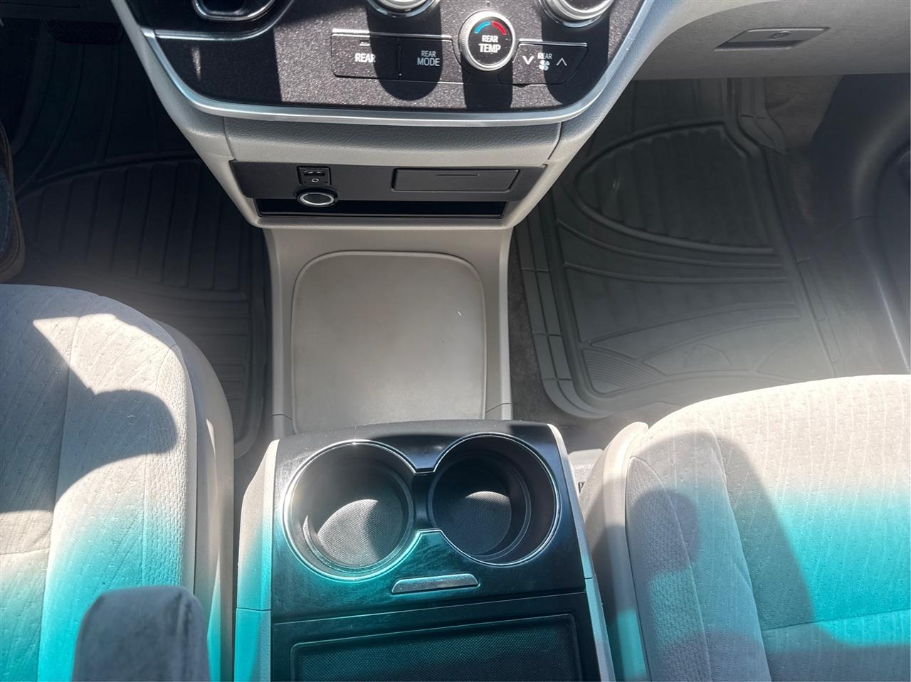Toyota Sienna  2016