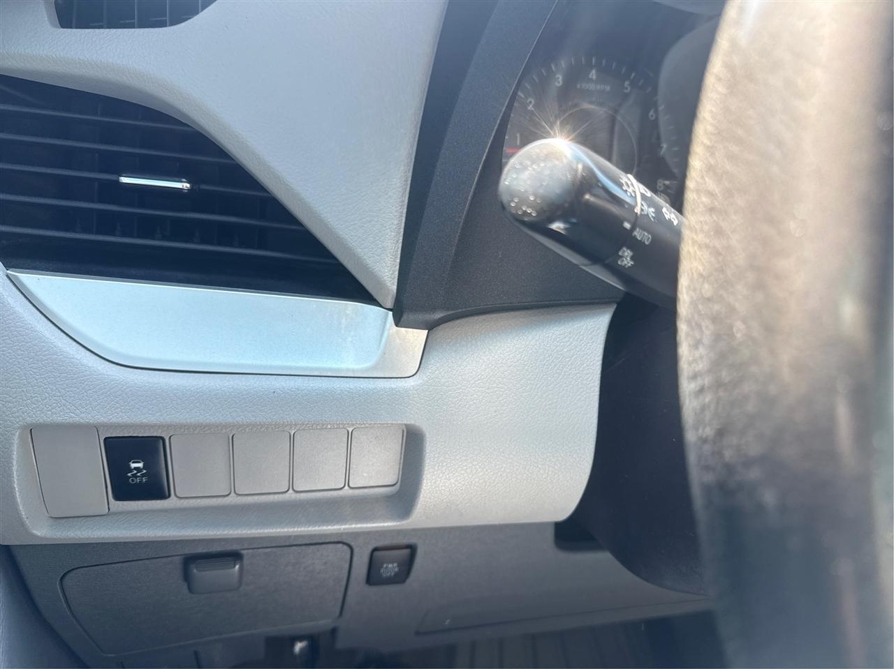 Toyota Sienna  2016